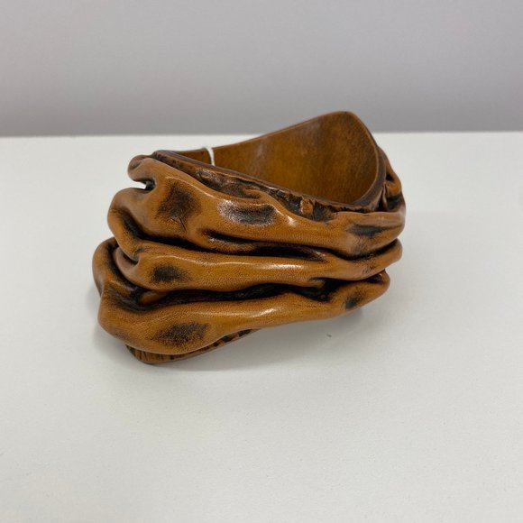 Mark Giusti Leather Bracelet 3-D Sculpted NWT - Picture 3 of 6